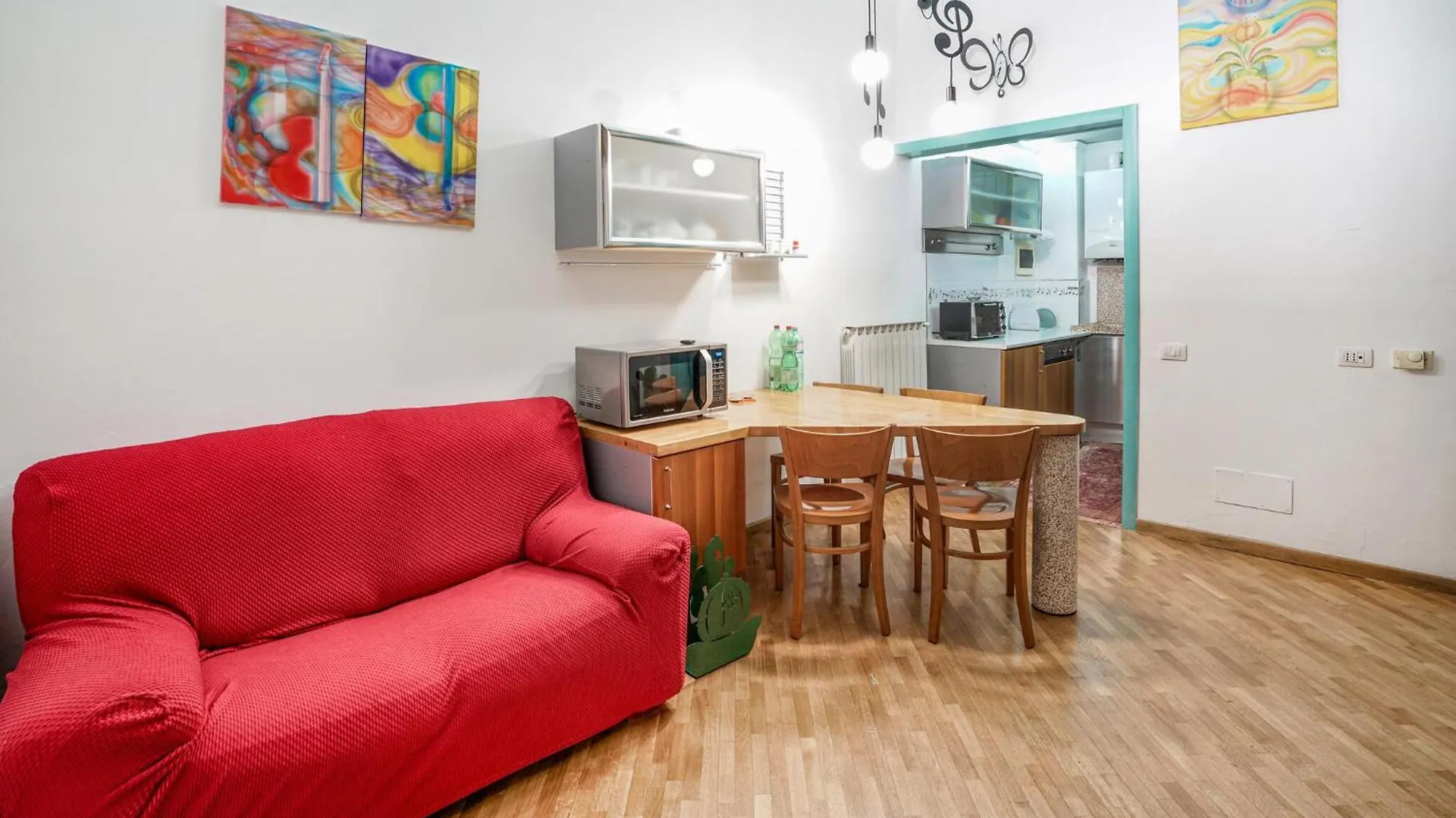 2 Bedroom Beautiful Apartment In Firenze